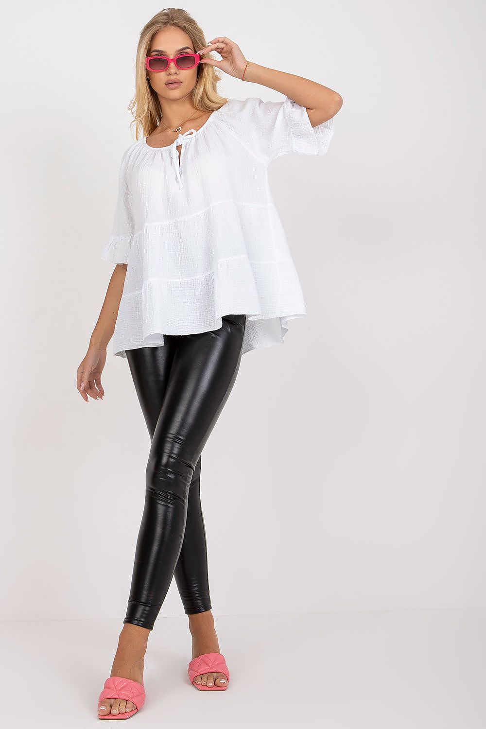   Bluzka Model TW-BZ-BI-90013.27X White - Och Bella 