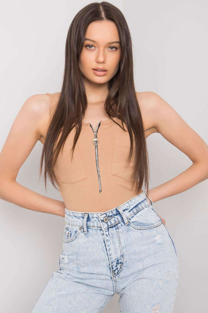  Koszulka Top Model DHJ-TP-13287.36P Camel - Italy Moda 