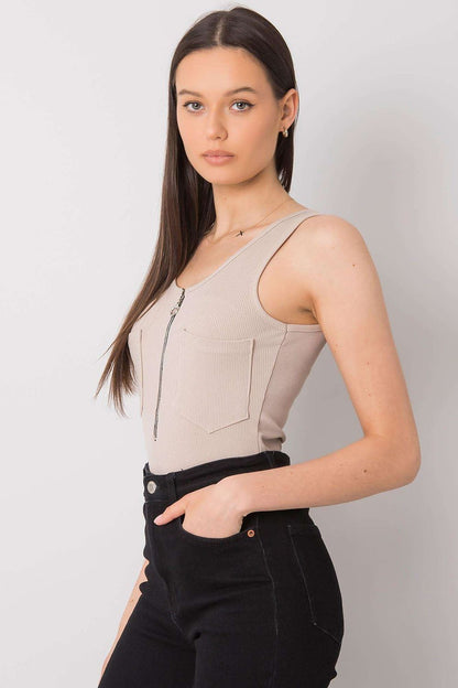  Koszulka Top MOdel DHJ-TP-13287.36P Beige - Italy Moda 
