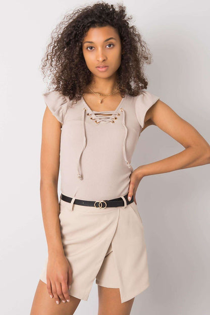   Bluzka Model DHJ-BZ-13301.34P Beige - Italy Moda 