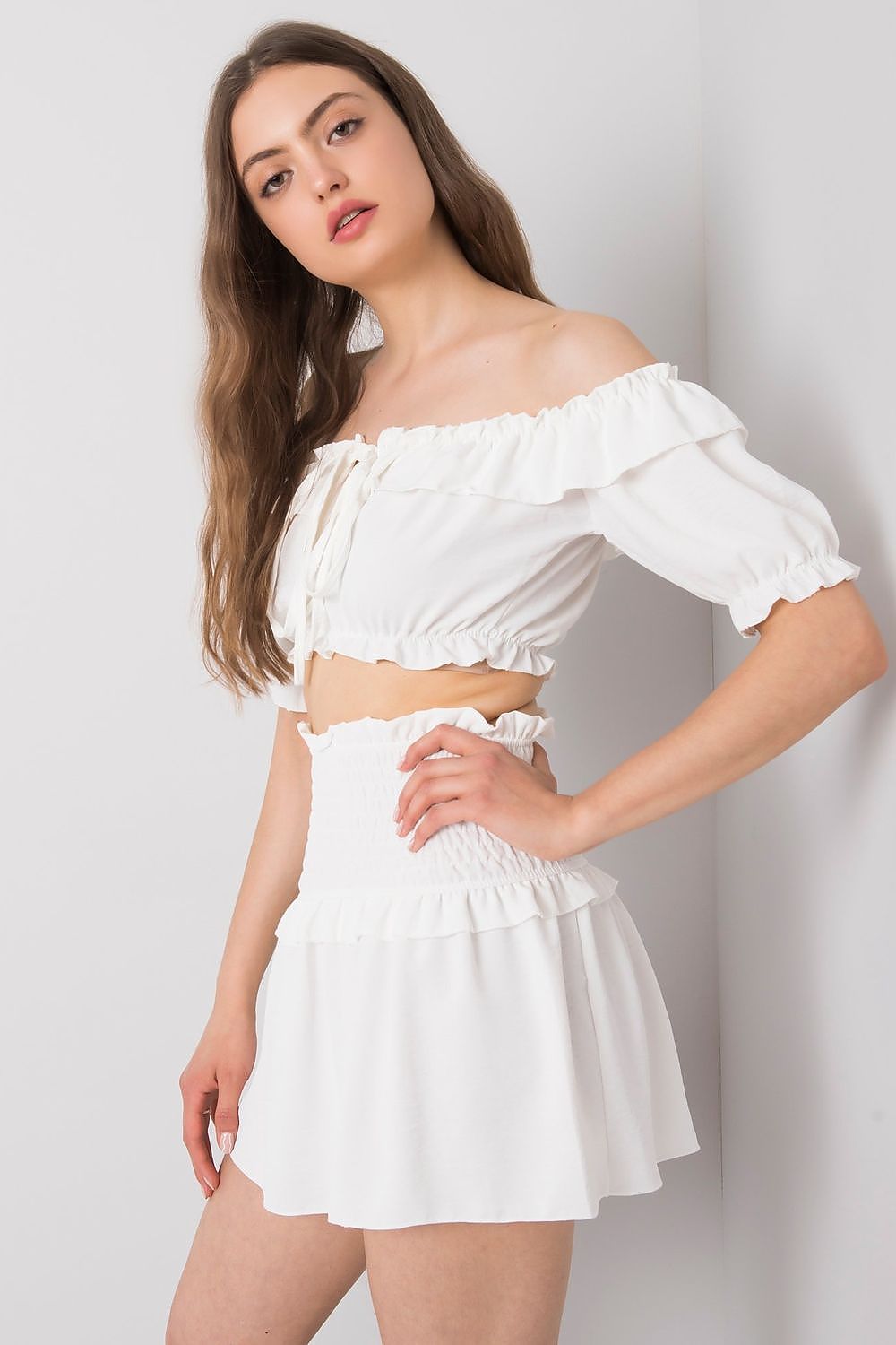   Bluzka Model TW-TP-BI-26718.46 White - Och Bella 