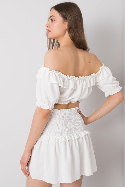   Bluzka Model TW-TP-BI-26718.46 White - Och Bella 