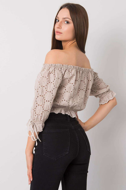   Bluzka Model TW-TP-BI-25455.43 Beige - Och Bella 