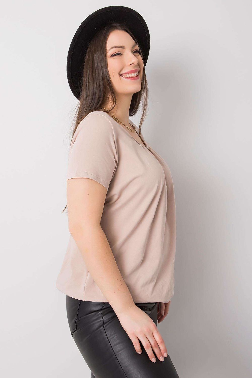   T-shirt Damski Model RV-TS-6320.85P Beige - BFG 