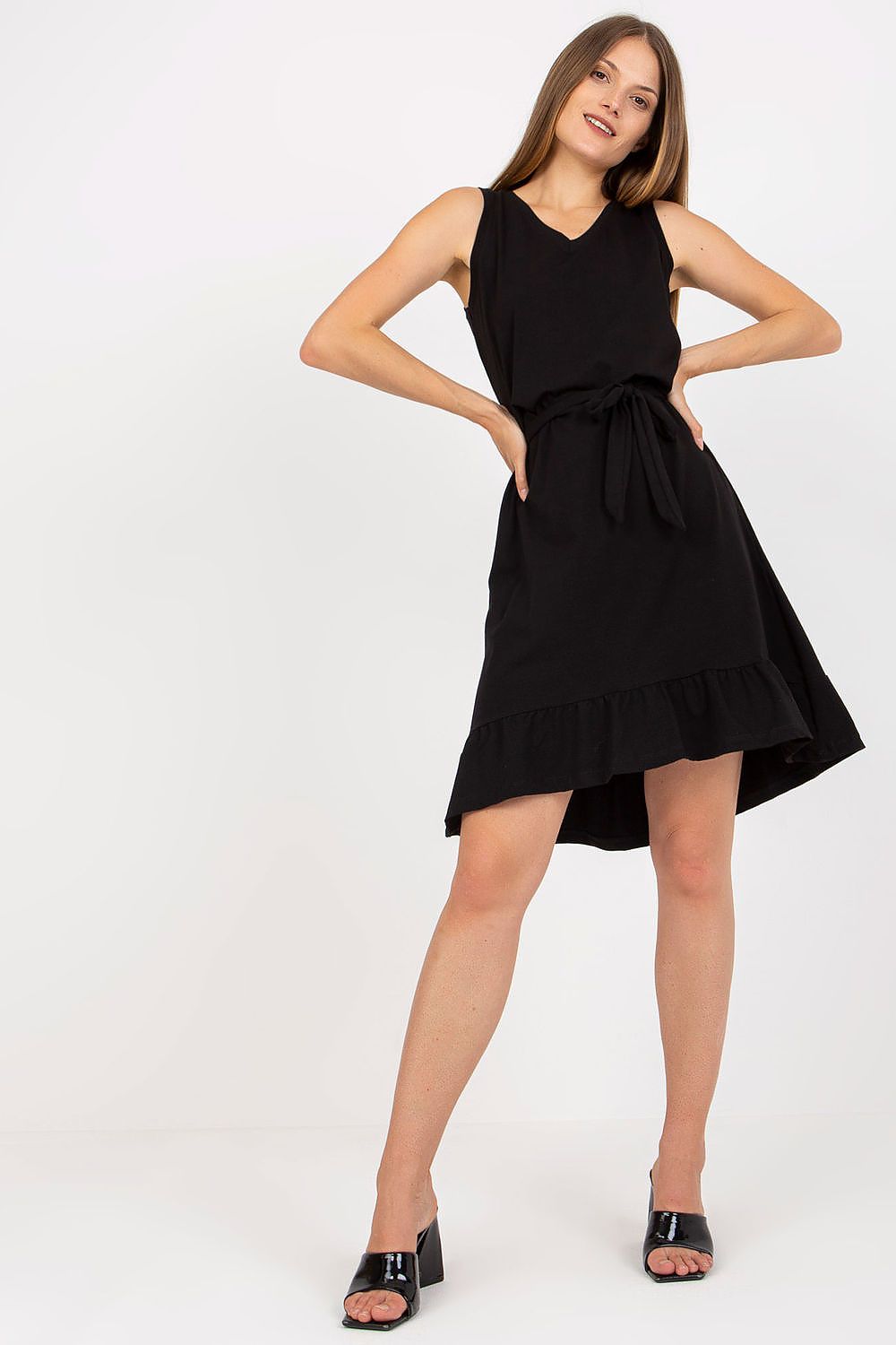  Sukienka Model RV-SK-8049.64 Black - Rue Paris 