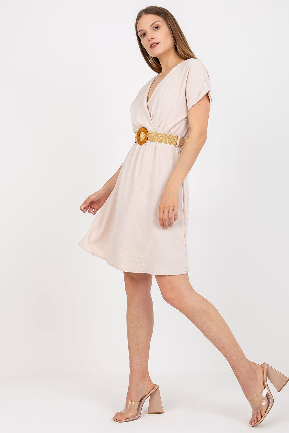  Sukienka Model CA-SK-6308.55 Light Beige - Rue Paris 
