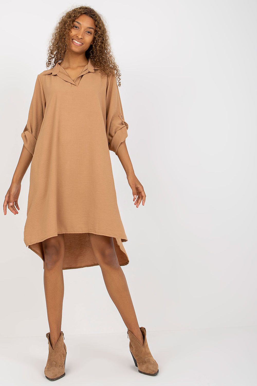  Sukienka Model DHJ-SK-16328.33 Camel - Italy Moda 