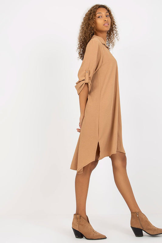  Sukienka Model DHJ-SK-16328.33 Camel - Italy Moda 