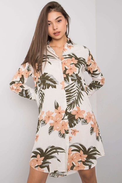  Sukienka Model TO-KS-1120-9.26 Light Beige - Rue Paris 