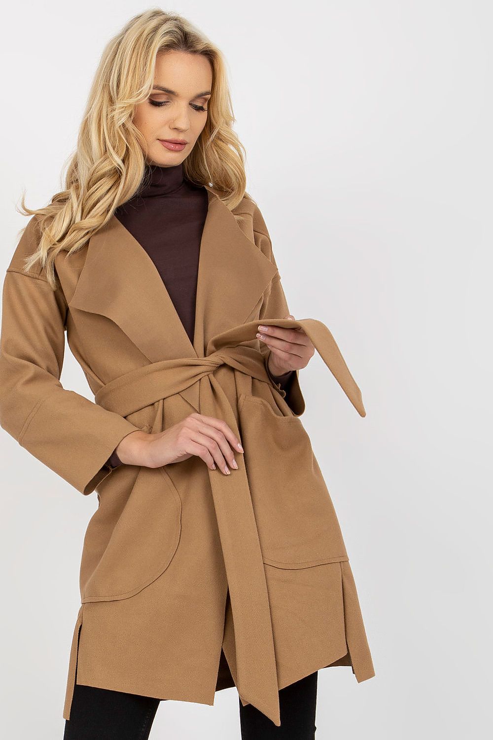   Płaszcz Damski Model TW-PL-BE-M125.21 Camel - Och Bella 