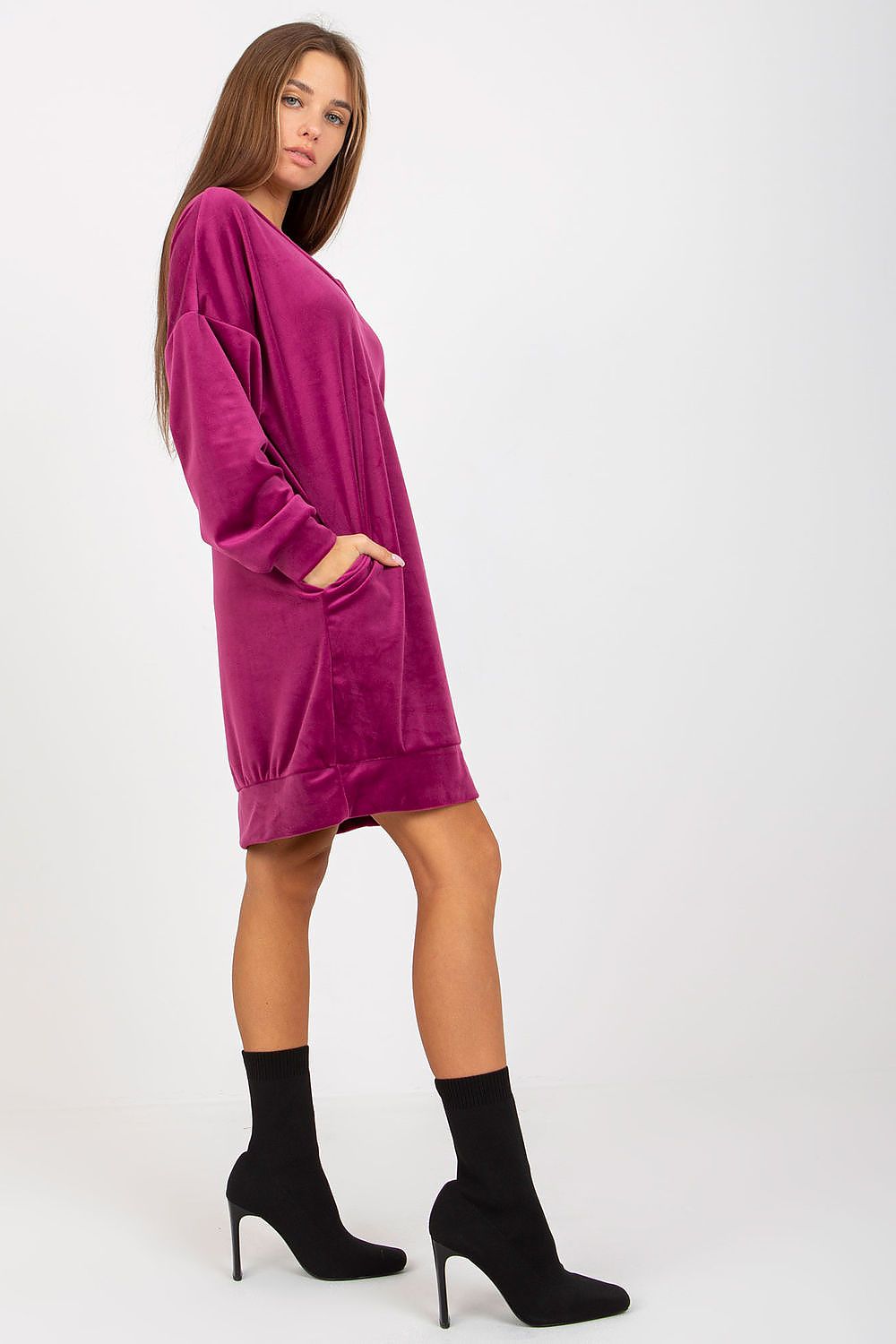  Sukienka Model RP-TU-8189.95 Violet - Rue Paris 