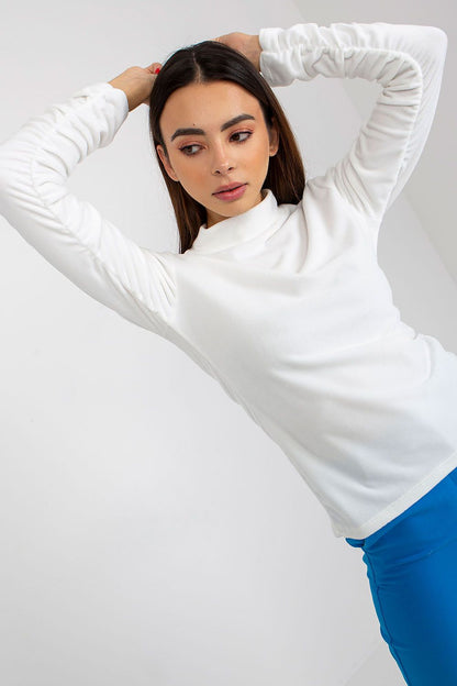   Bluzka Model RP-BZ-8181.81P Ecru - Rue Paris 