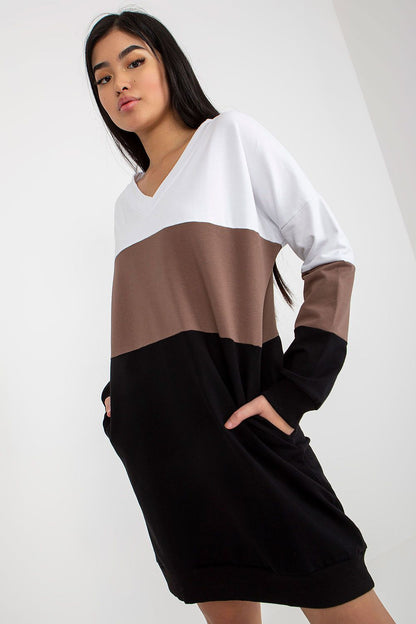  Sukienka Model RV-SK-8382.04 White/Black - Rue Paris 