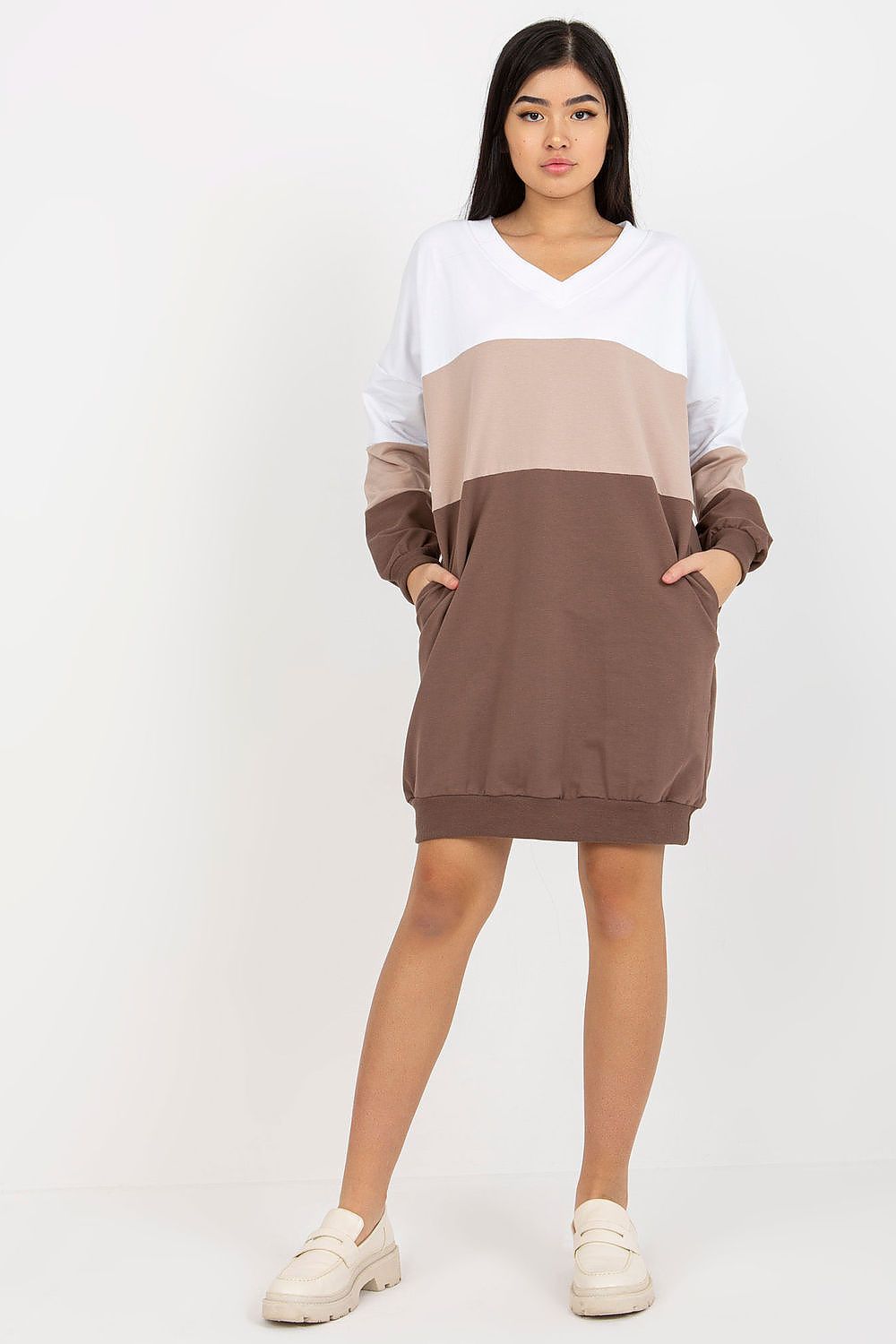  Sukienka Model RV-SK-8382.31 White/Brown - Rue Paris 