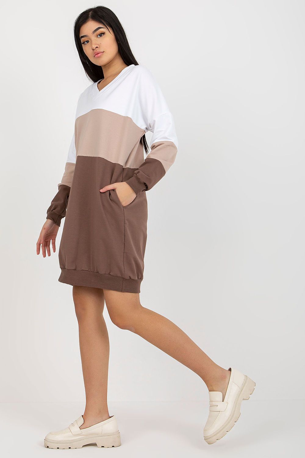  Sukienka Model RV-SK-8382.31 White/Brown - Rue Paris 
