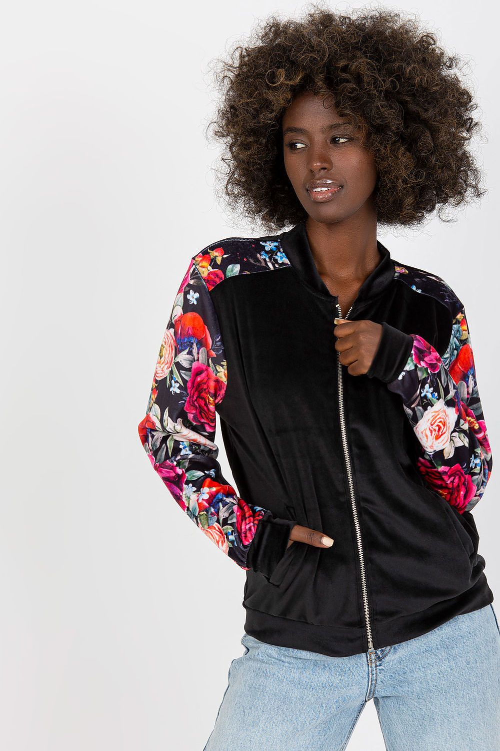   Bluza Damska Model RV-BL-8235.38 Black - Rue Paris 