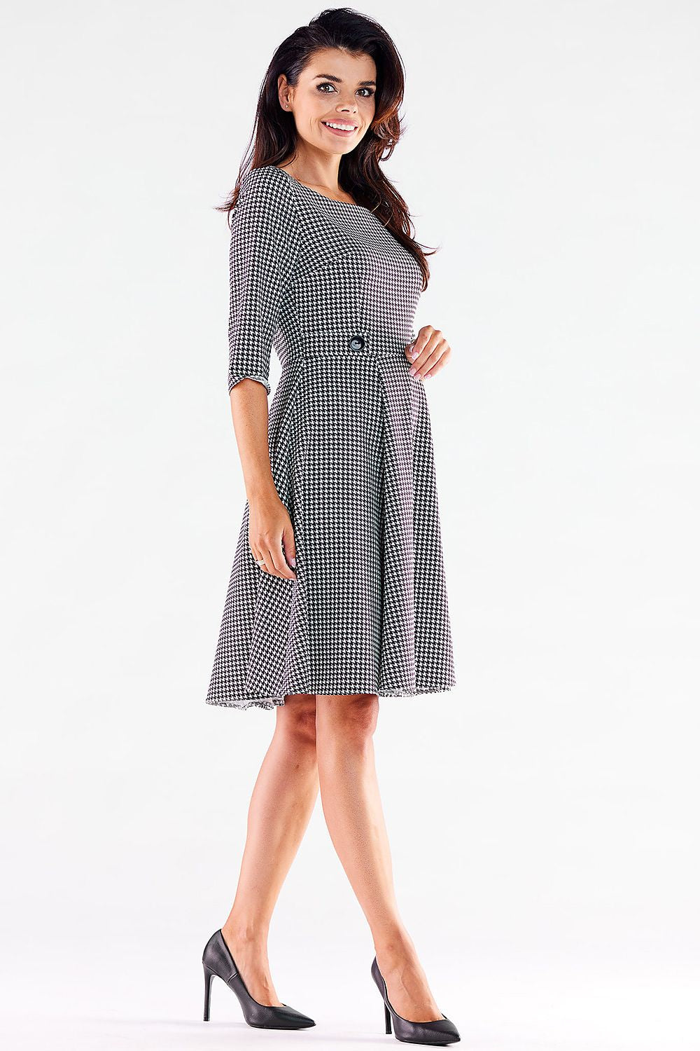 Sukienka Model A520 Houndstooth - awama 