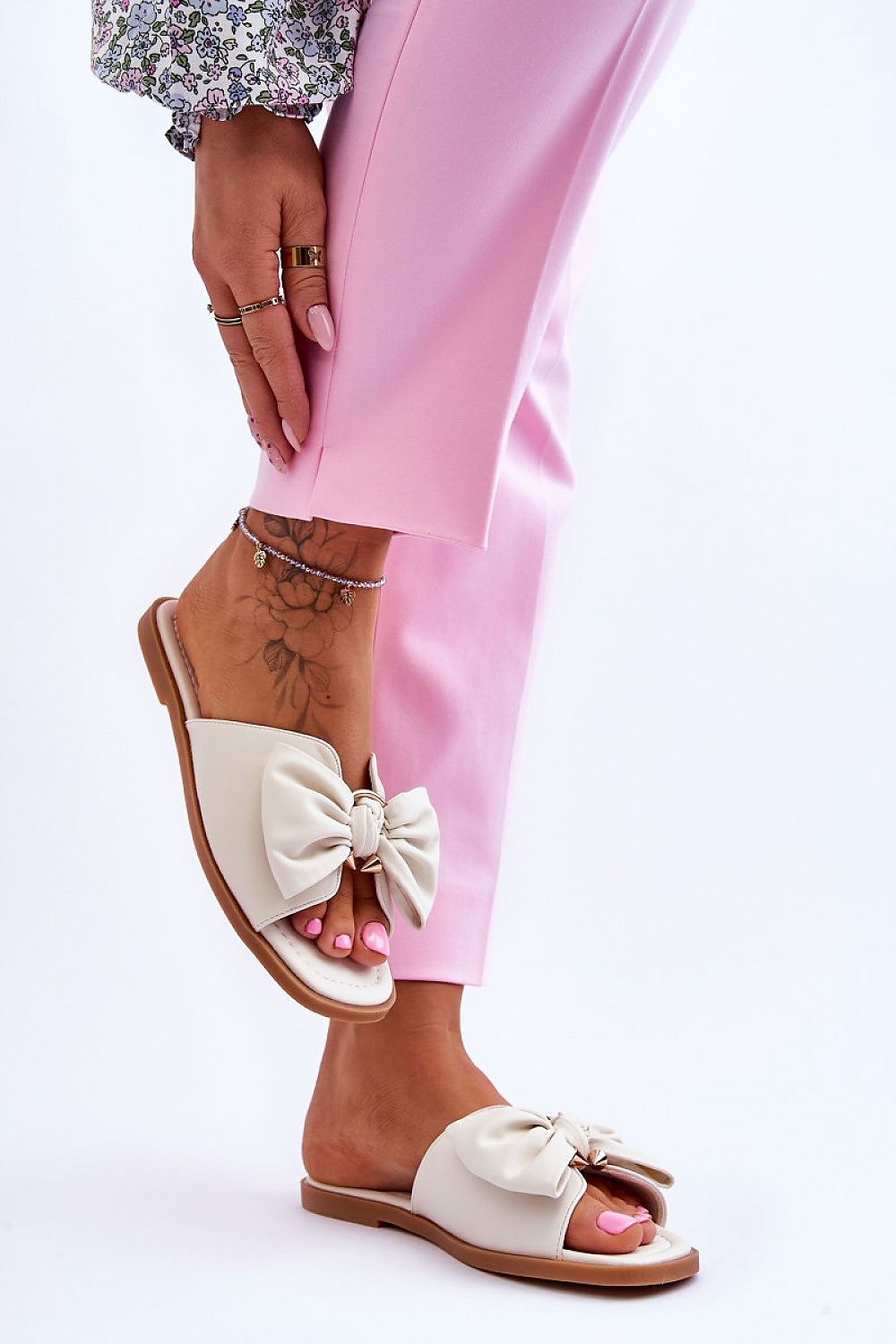  Sandał Klapki Model Becky 23SD35-5479 White - Step in style 