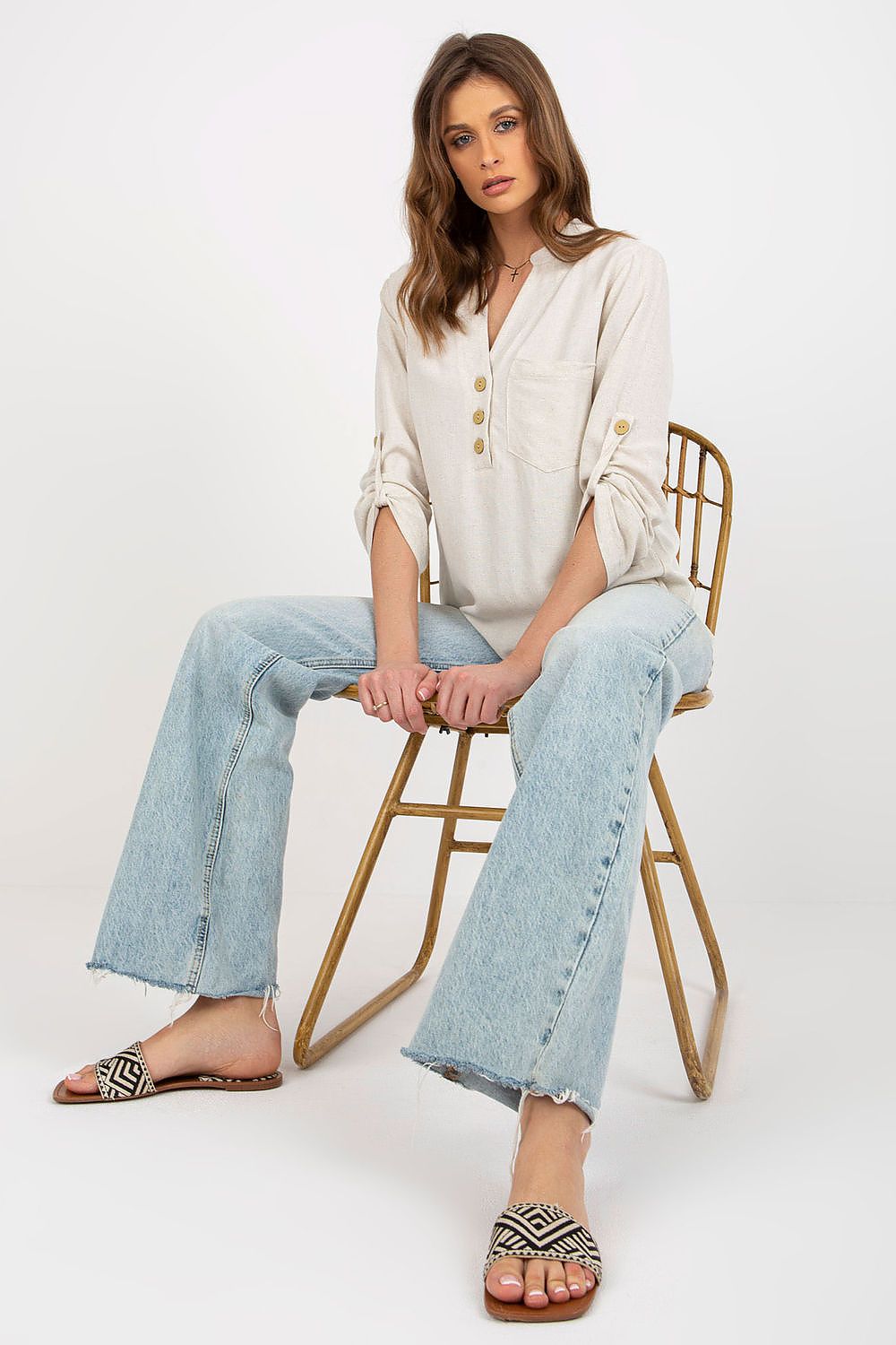   Bluzka Model WN-KS-VE51.30X Light Beige - Rue Paris 