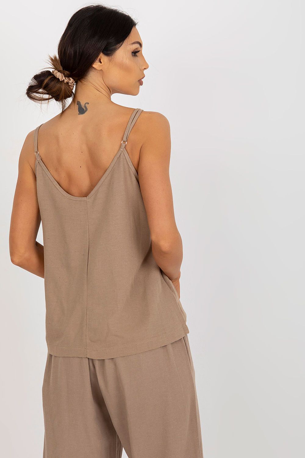  Koszulka Top Model TW-TP-BE-A290.33P Dark Beige - Och Bella 