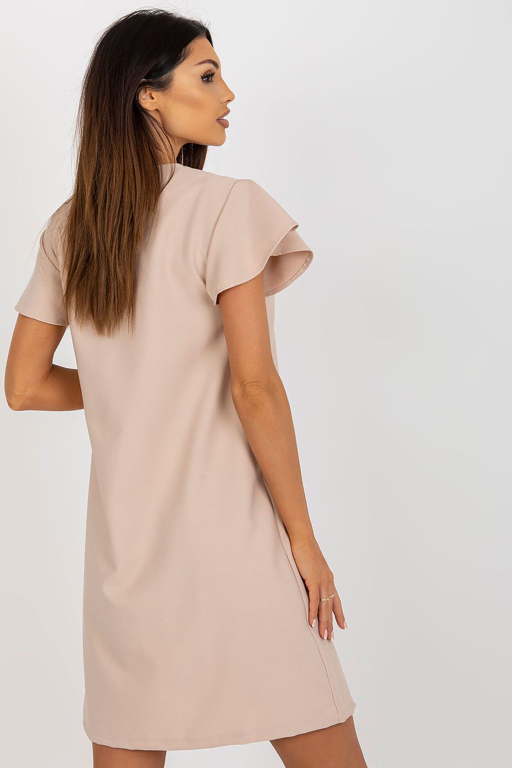  Sukienka Model WN-SK-VE45.09 Beige - Rue Paris 
