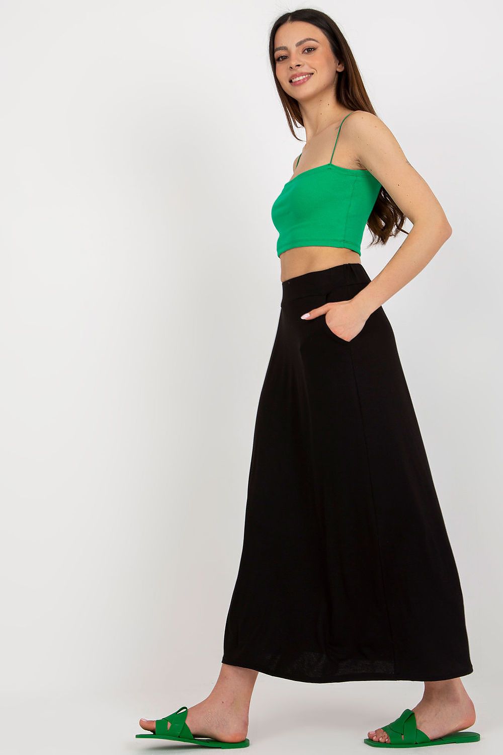  Spódnica Model WN-SD-5005.13 Black - Rue Paris 