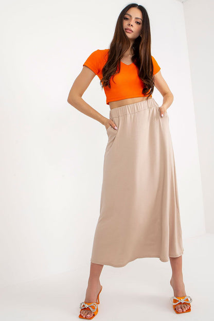  Spódnica Model WN-SD-5005.13 Beige - Rue Paris 