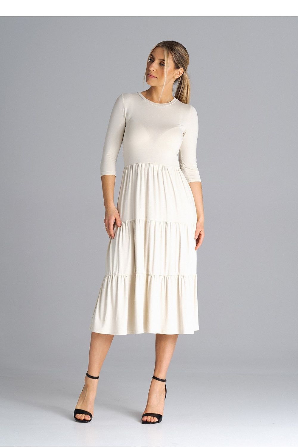  Sukienka Model M943 Beige - Figl 
