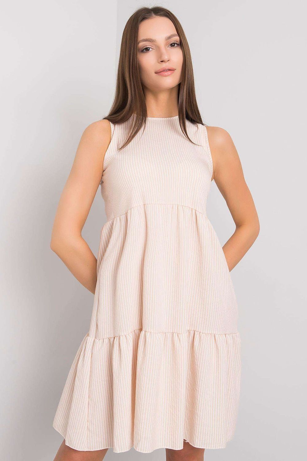  Sukienka Model WN-SK-V103-1.05 Beige - Rue Paris 
