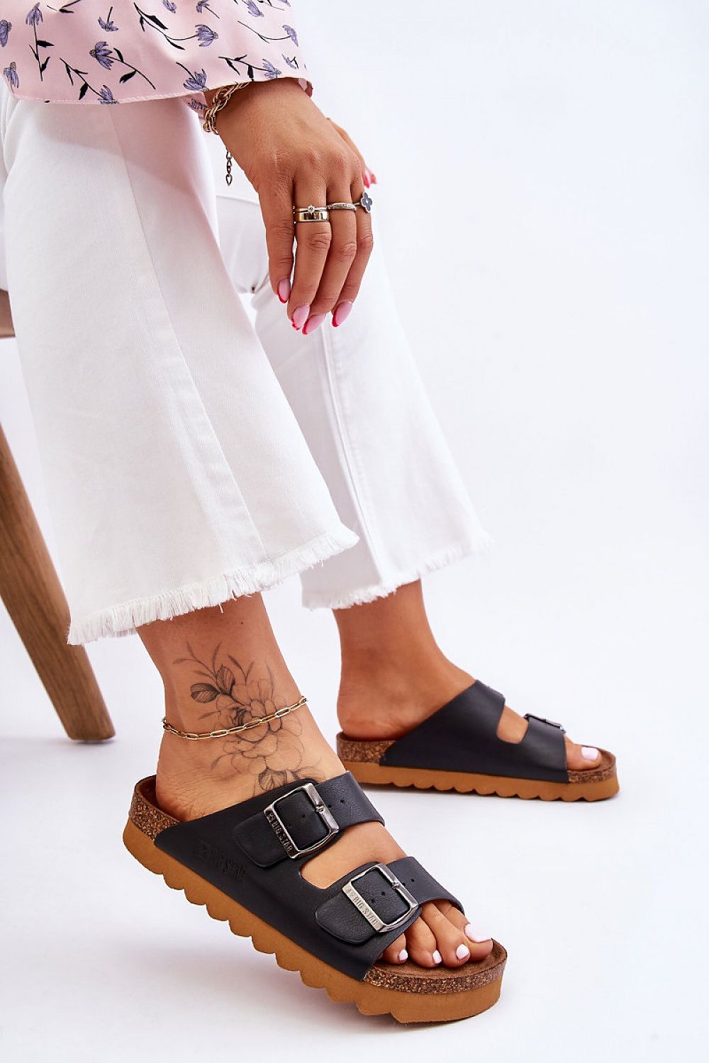 Sandał Klapki Model Big Star LL274477 Black - Step in style 