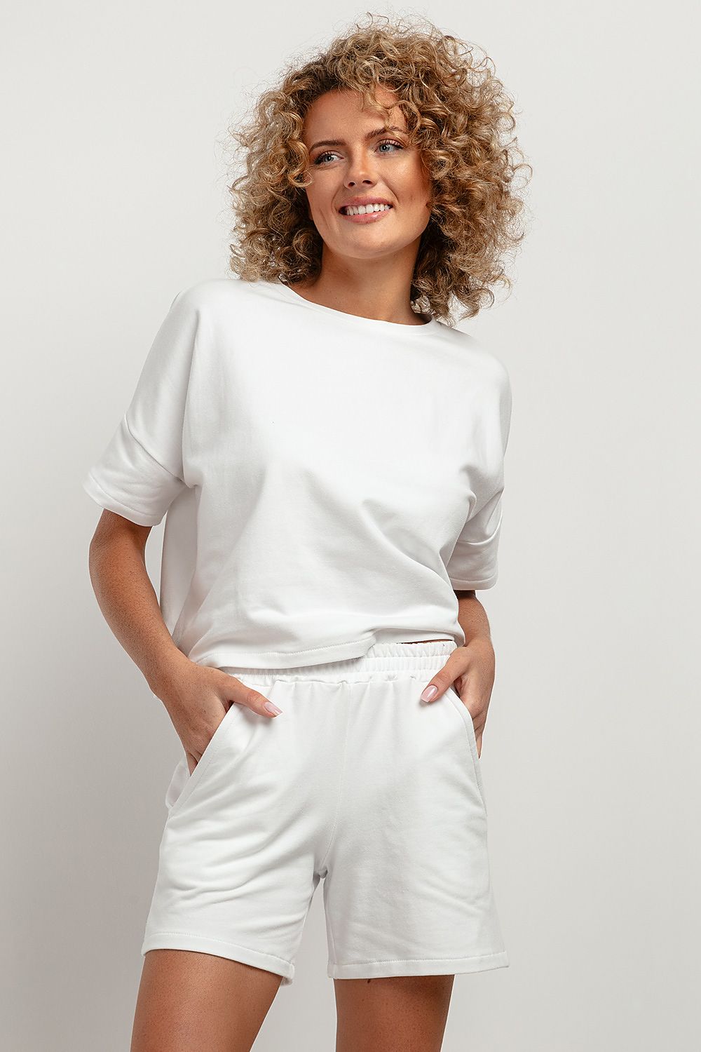   Bluzka Model T386/1 White - Tessita 
