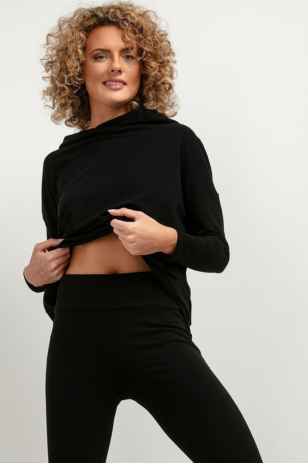   Bluza Damska Model T379/7 Black - Tessita 