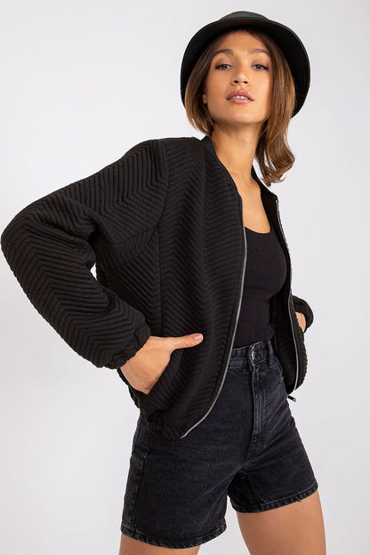   Kurtka Damska Model RV-KR-006.16 Black - Rue Paris 