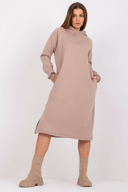  Sukienka Model RV-SK-7463.24X Beige - Rue Paris 