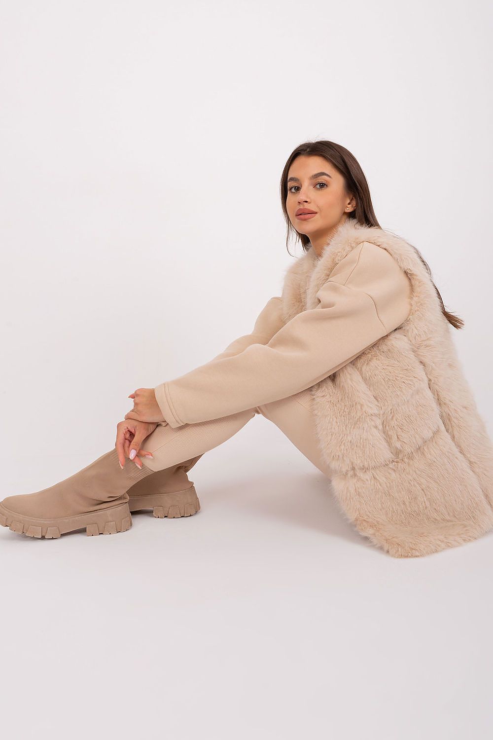  Kamizelka Model AT-KZ-2368.00P Beige - AT 