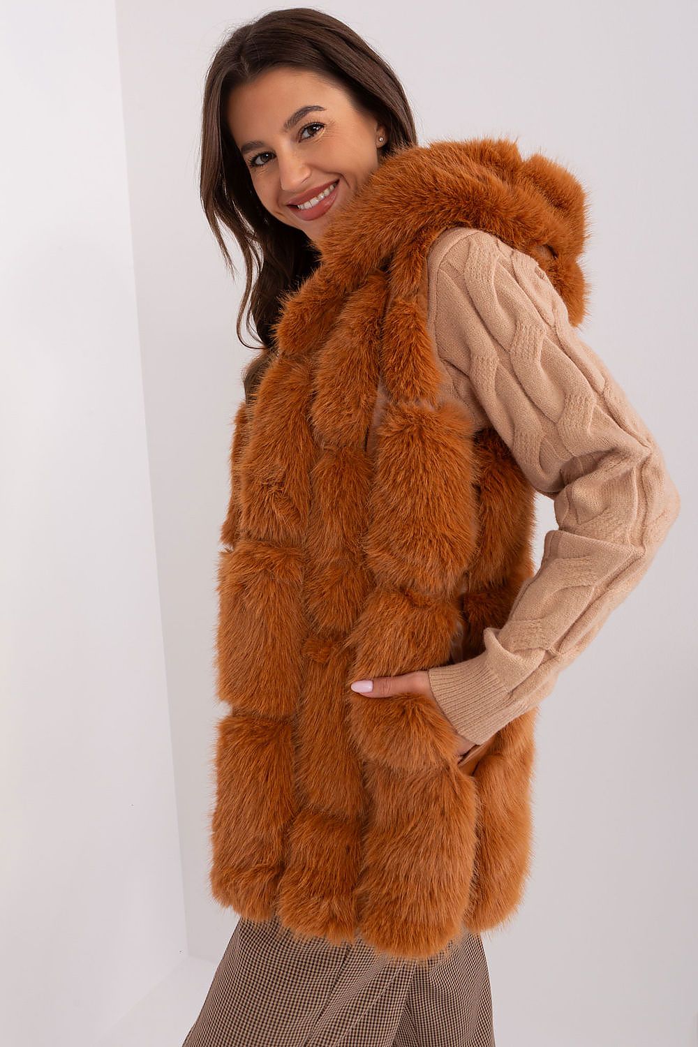   Kamizelka Model AT-KZ-2379.96P Light Brown - AT 