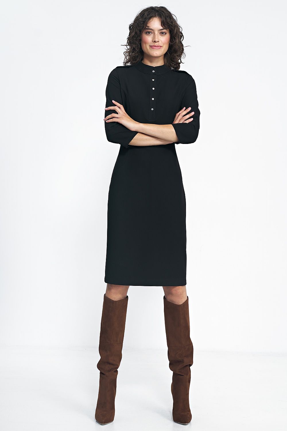  Sukienka Czarna sukienka z rękawem 3/4 S234 Black - Nife 